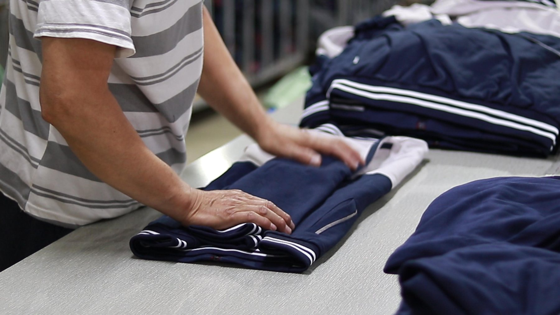 Uniform inspection and folding process